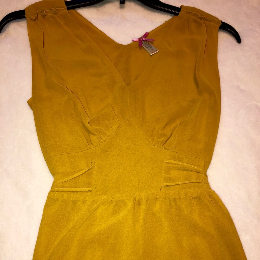 Downeast sleeveless blouse